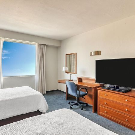 Fiesta Inn Express San Luis Potosi Oriente Экстерьер фото