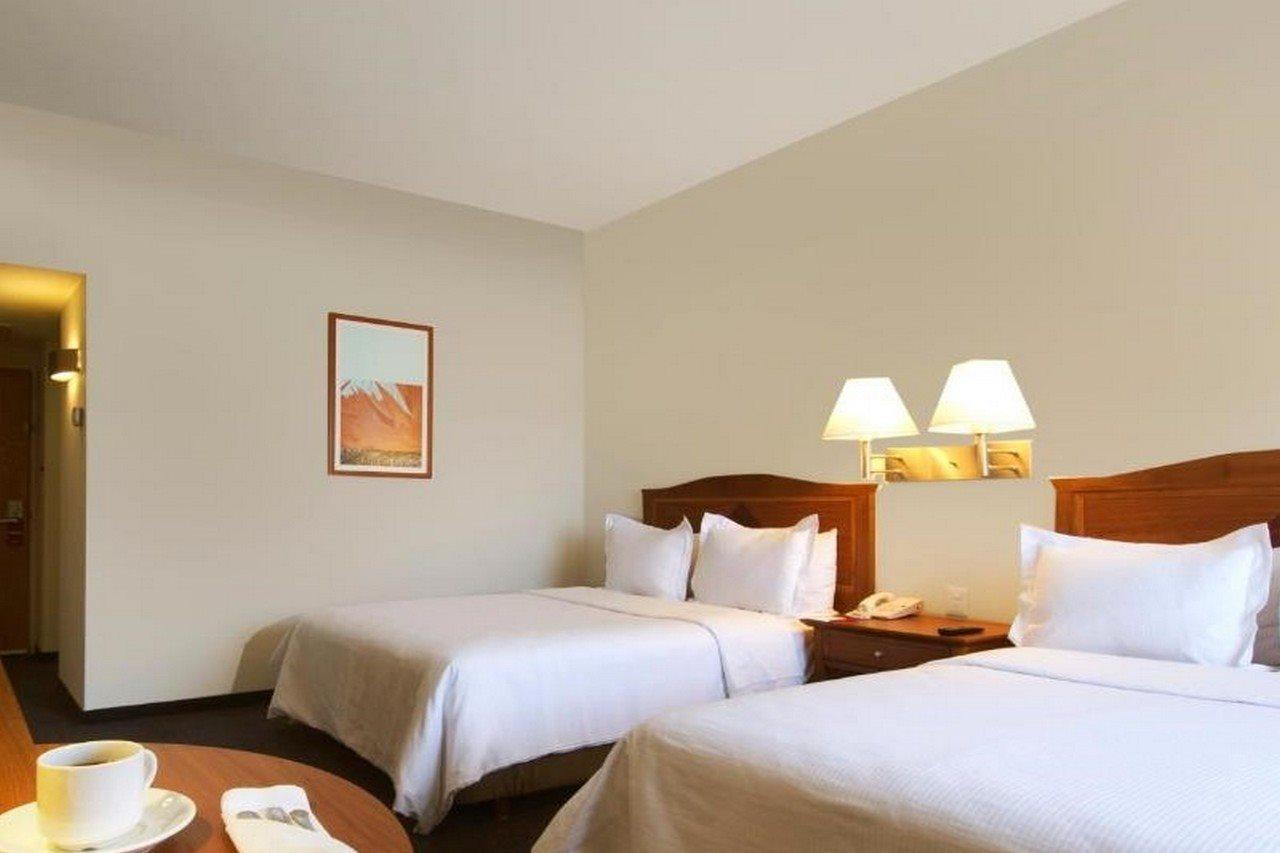 Fiesta Inn Express San Luis Potosi Oriente Экстерьер фото