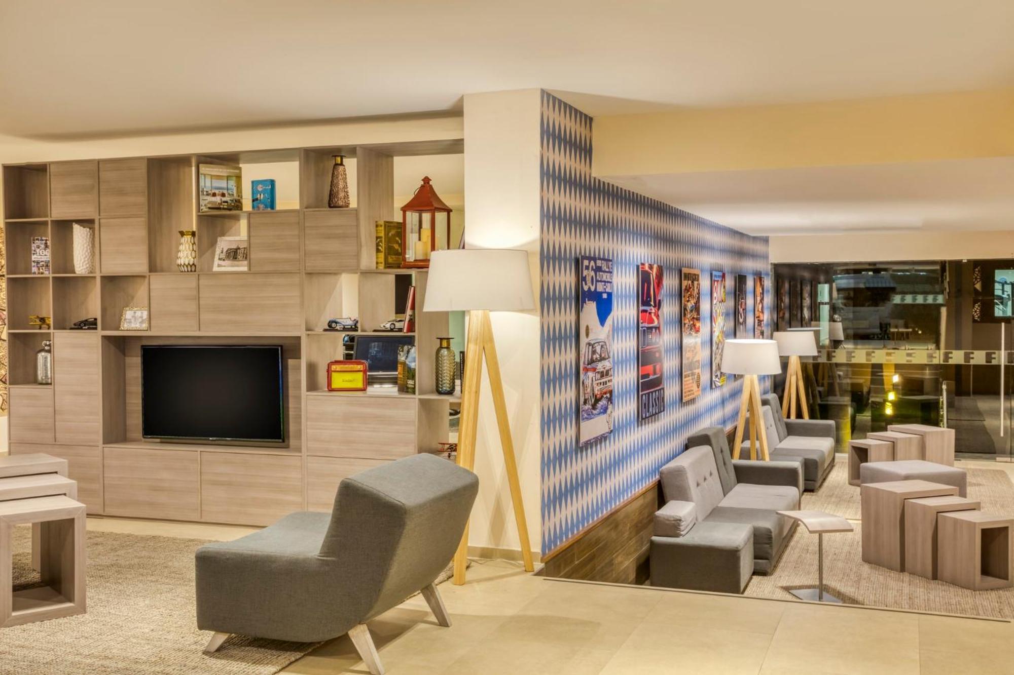 Fiesta Inn Express San Luis Potosi Oriente Экстерьер фото